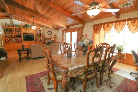 263 E Garfield Ave, Tulare, CA 93274 photo 11