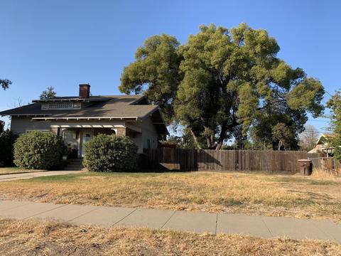 121 N D St, Tulare, CA 93274 photo 2