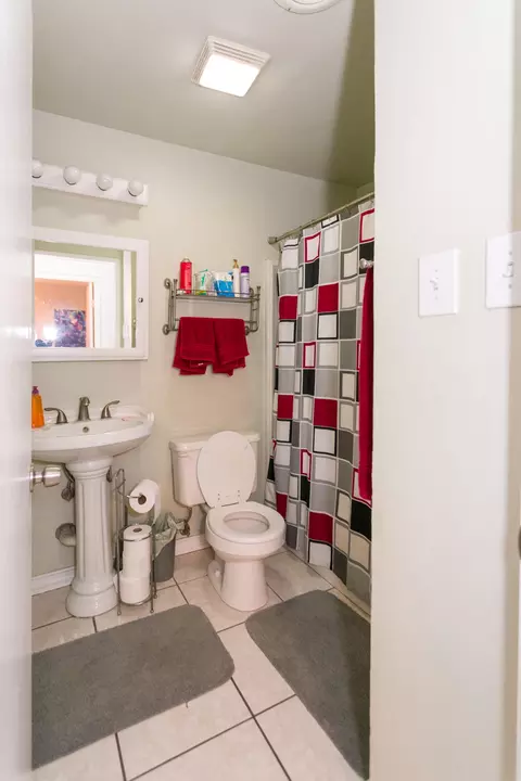 339 N D St, Exeter, CA 93221 photo 12