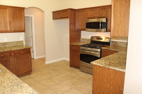 4305 E Vassar Ave, Visalia, CA 93292 photo 8