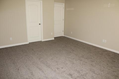 4305 E Vassar Ave, Visalia, CA 93292 photo 11