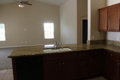 4305 E Vassar Ave, Visalia, CA 93292 photo 10