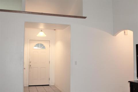821 Woodland Ave, Exeter, CA 93221 photo 4