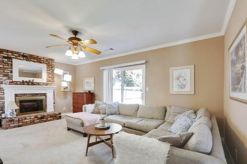 1126 E Howard Ct, Visalia, CA 93292 photo 5