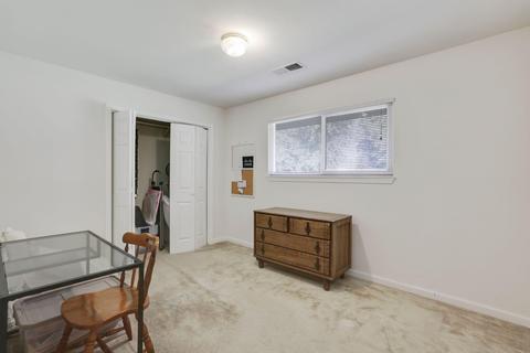 1126 E Howard Ct, Visalia, CA 93292 photo 16