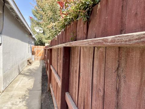 1601 E La Vida Ct, Visalia, CA 93292 photo 23