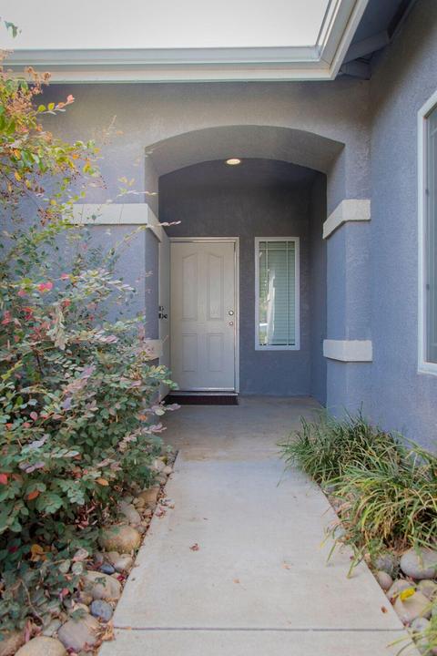 4223 E Laurel Ave, Visalia, CA 93292 photo 3