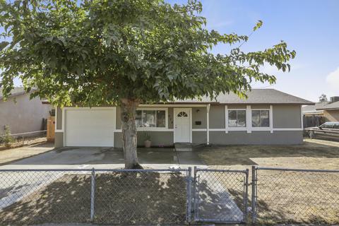 608 Davis St, Exeter, CA 93221 photo 2