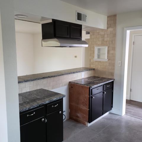 817 E Lyndale Dr, Tulare, CA 93274 photo 4