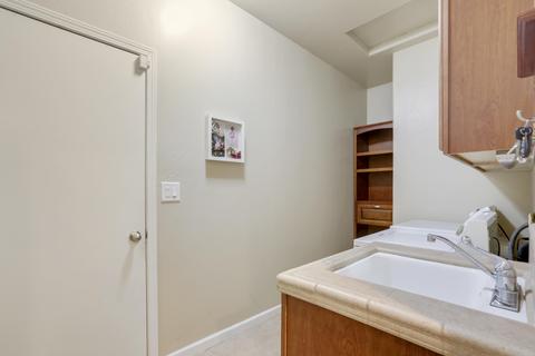 2002 E Parkview, Visalia, CA 93292 photo 31