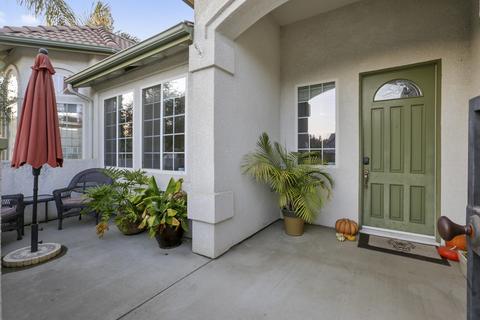 2002 E Parkview, Visalia, CA 93292 photo 5