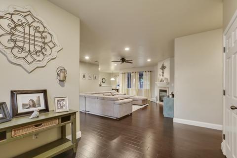 2002 E Parkview, Visalia, CA 93292 photo 7