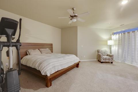 2002 E Parkview, Visalia, CA 93292 photo 23