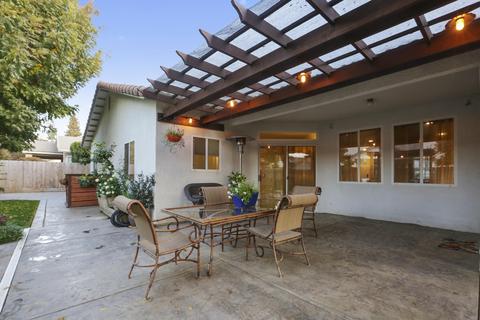 2002 E Parkview, Visalia, CA 93292 photo 35