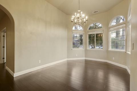 2002 E Parkview, Visalia, CA 93292 photo 14