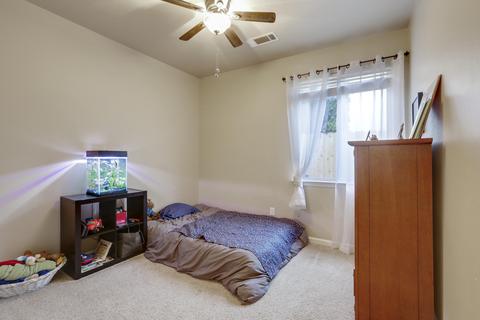 2002 E Parkview, Visalia, CA 93292 photo 28