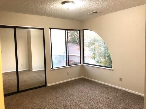 2416 E Sweet Ave, Visalia, CA 93292 photo 17