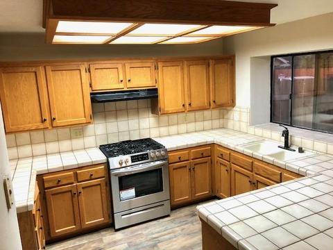2416 E Sweet Ave, Visalia, CA 93292 photo 4