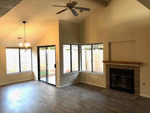 2416 E Sweet Ave, Visalia, CA 93292 photo 8
