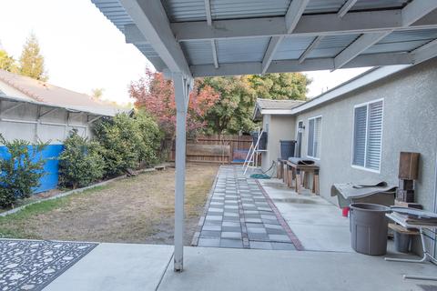4004 E Stapp Ct, Visalia, CA 93292 photo 21