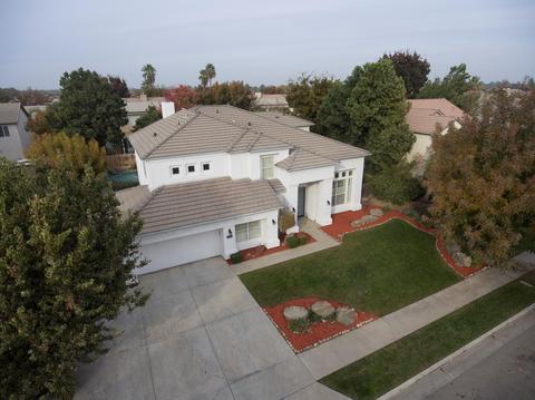 650 Avalon Dr, Lemoore, CA 93245 photo 1