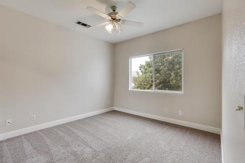 650 Avalon Dr, Lemoore, CA 93245 photo 38