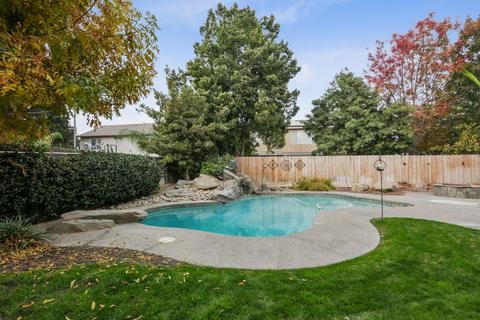 650 Avalon Dr, Lemoore, CA 93245 photo 46