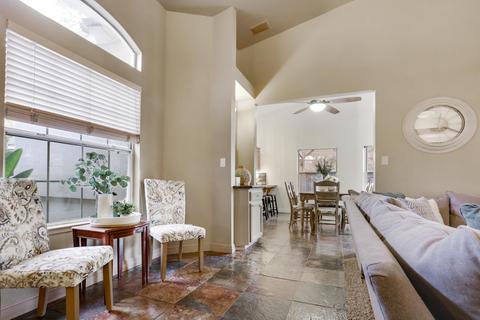 1969 Augusta Ct, Tulare, CA 93274 photo 8