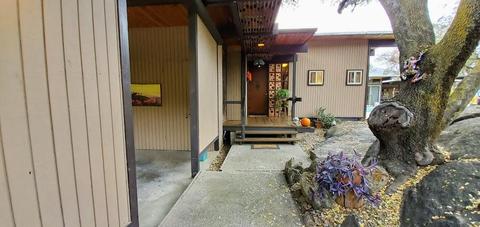 42281 Mynatt Dr, Three Rivers, CA 93271 photo 1