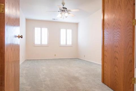 2711 E Paradise Ave, Visalia, CA 93292 photo 13