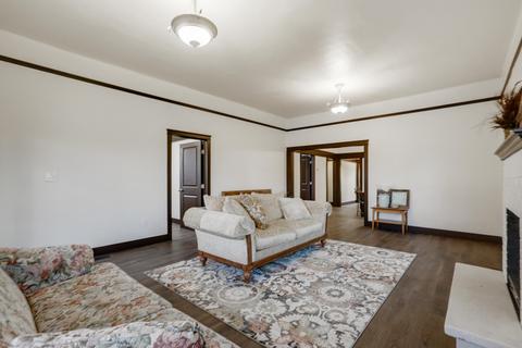 134 S C, Exeter, CA 93221 photo 9