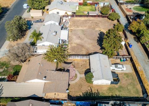 241 S Francis Ave, Exeter, CA 93221 photo 7