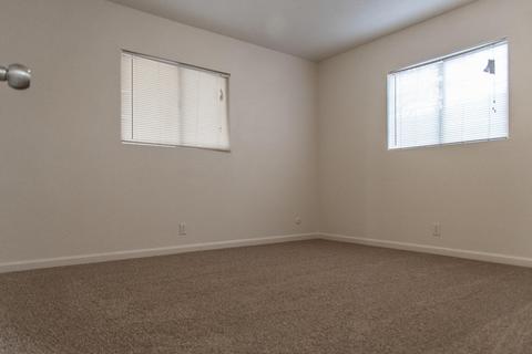 636 E Cypress Ave, Visalia, CA 93292 photo 21