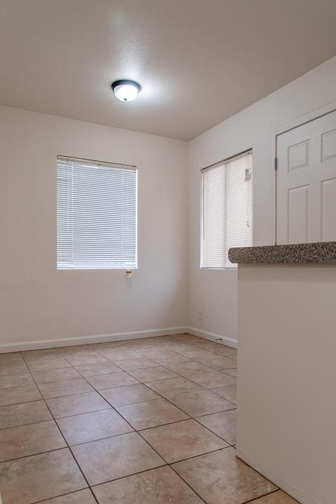 636 E Cypress Ave, Visalia, CA 93292 photo 17