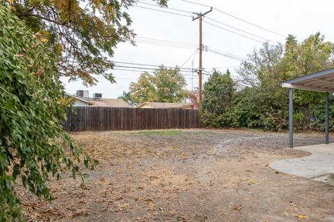 636 E Cypress Ave, Visalia, CA 93292 photo 33