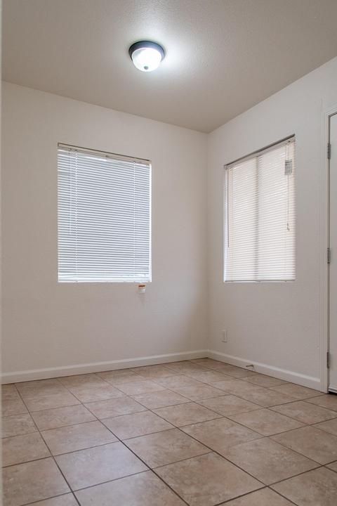 636 E Cypress Ave, Visalia, CA 93292 photo 18