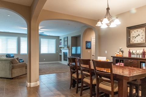 186 Nelson St, Tulare, CA 93274 photo 8