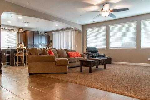 186 Nelson St, Tulare, CA 93274 photo 14