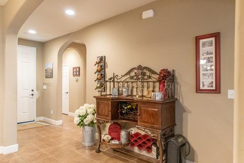 186 Nelson St, Tulare, CA 93274 photo 6