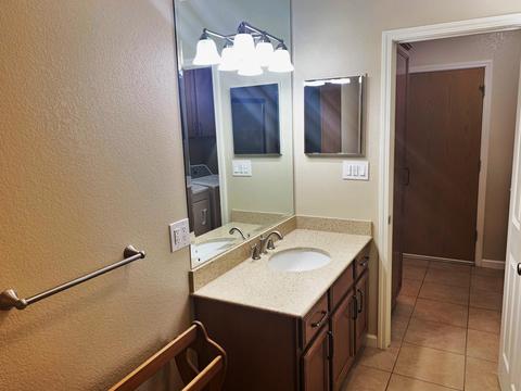 16211 W Lacey Blvd, Lemoore, CA 93245 photo 16