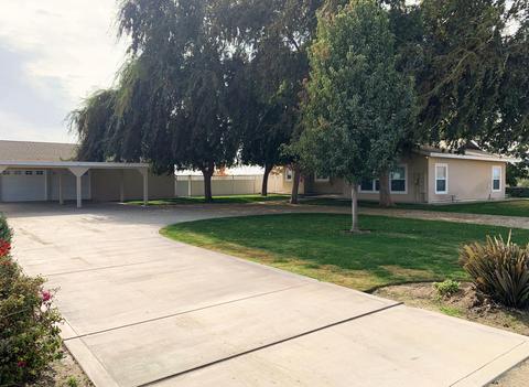 16211 W Lacey Blvd, Lemoore, CA 93245 photo 3