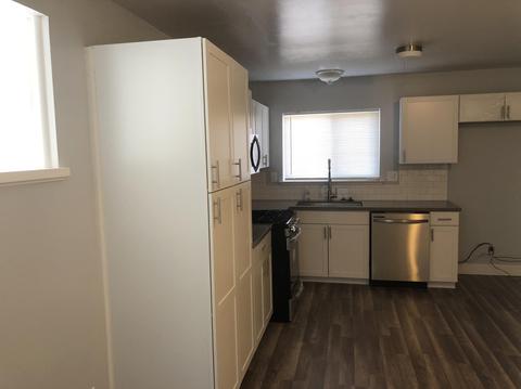 985 Linda Ln, Lemoore, CA 93245 photo 6