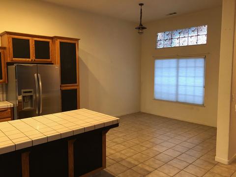 1987 E Bridger Ave, Tulare, CA 93274 photo 46