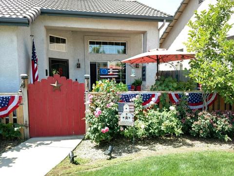 1987 E Bridger Ave, Tulare, CA 93274 photo 3