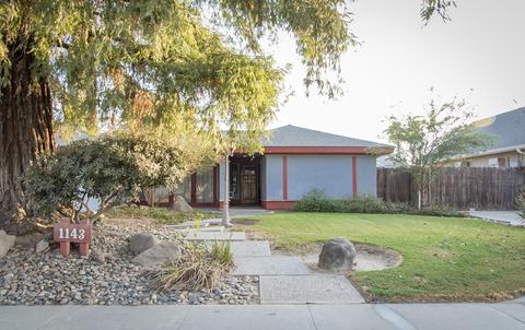 1143 E Rose Ave, Visalia, CA 93292 photo 3