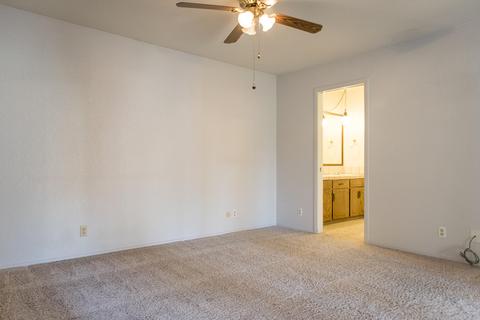 1143 E Rose Ave, Visalia, CA 93292 photo 26
