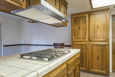 1143 E Rose Ave, Visalia, CA 93292 photo 23