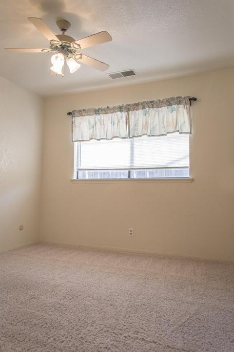 1143 E Rose Ave, Visalia, CA 93292 photo 35