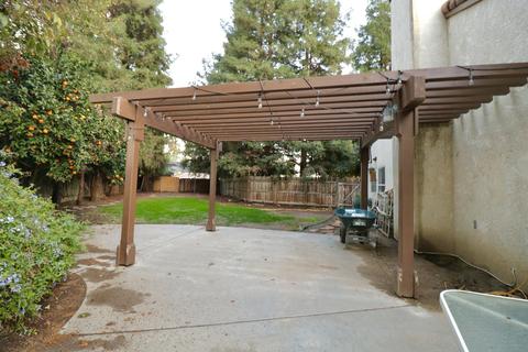 2322 Murray Ct, Visalia, CA 93292 photo 8