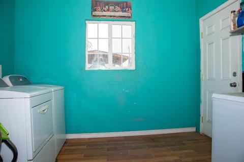 219 N Patsy St, Porterville, CA 93257 photo 21